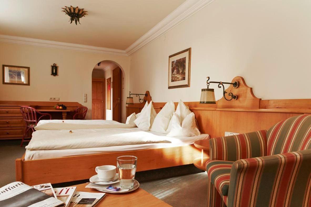 Hotel Lindner Vöcklabruck エクステリア 写真