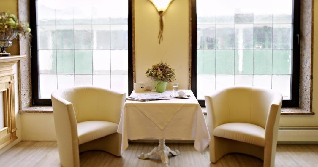 Hotel Lindner Vöcklabruck エクステリア 写真