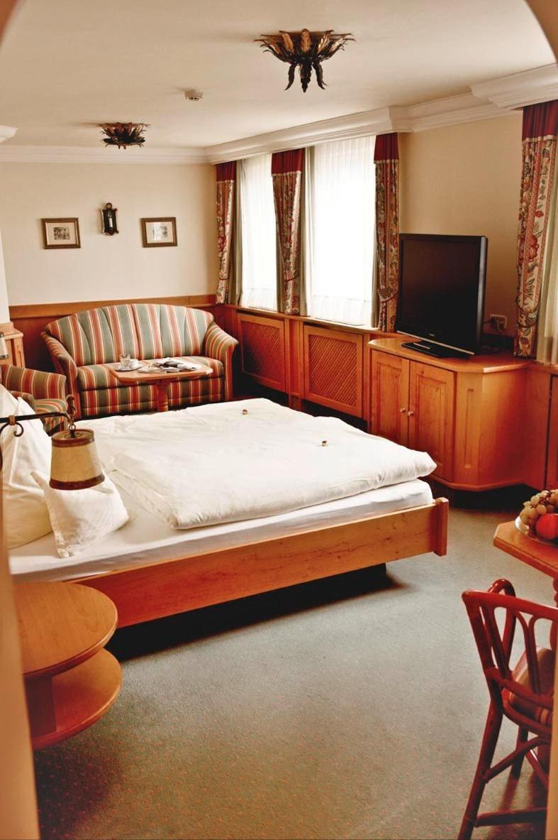 Hotel Lindner Vöcklabruck エクステリア 写真