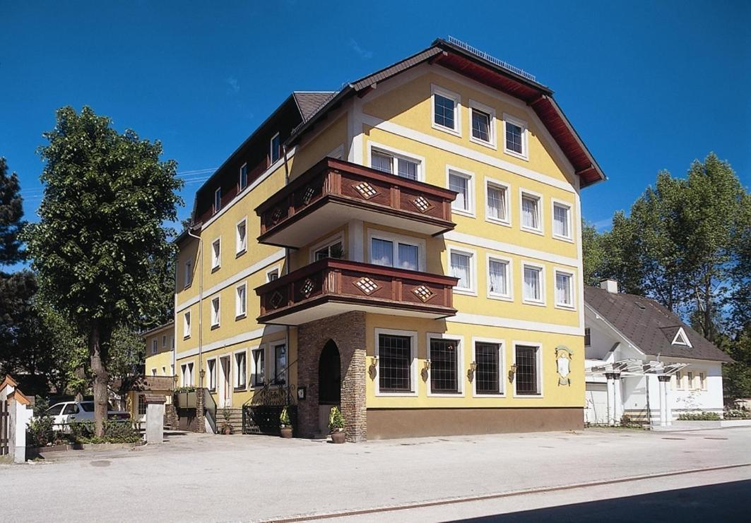 Hotel Lindner Vöcklabruck エクステリア 写真